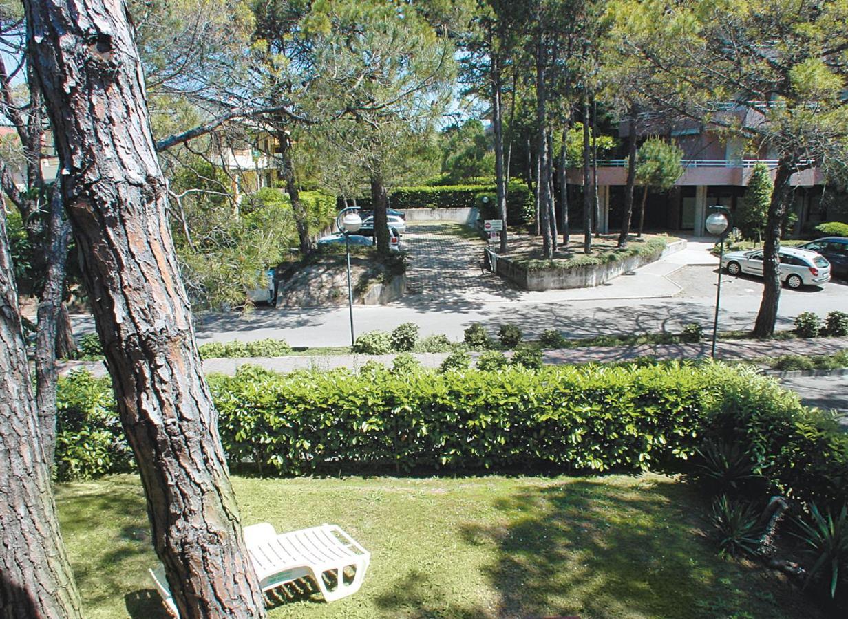 Flat In Lignano Pineta Apartment Lignano Sabbiadoro Exterior photo